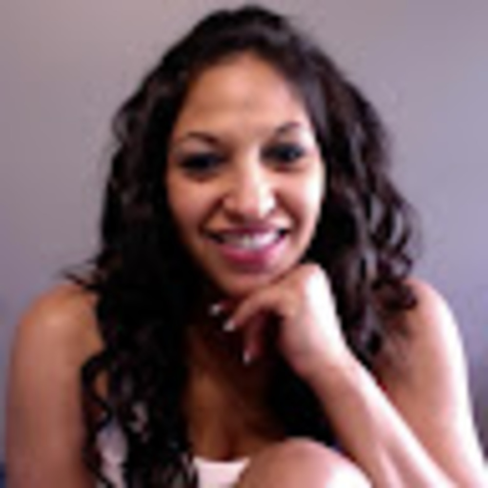 Meet your Posher, Elise